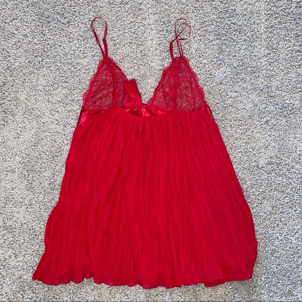Victoria's Secret Red Lace Babydoll Lingerie Nightie Panty Set Size Large